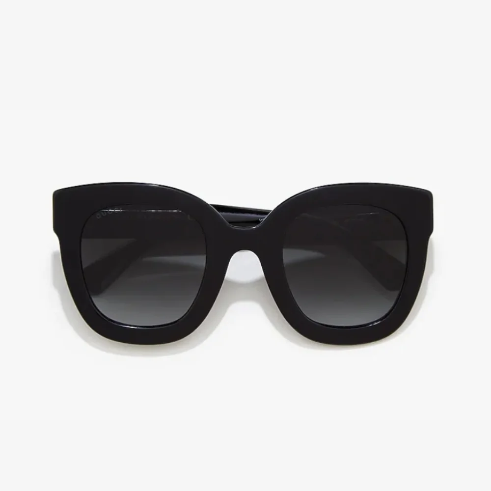 Gucci Grey Butterfly Ladies Sunglasses GG0208S 001 49 Cat Eye Gradient - Picture 3 of 4